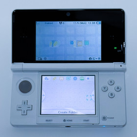 Nintendo 3DS 128GB Set Ice White (Case, Crystal Shell, Charger, SD) USA Seller