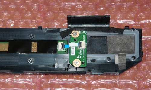 Medion Erazer X7831 Cubierta Cubierta para Botón de Encendido Altavoz Bisagras - Imagen 4 de 5
