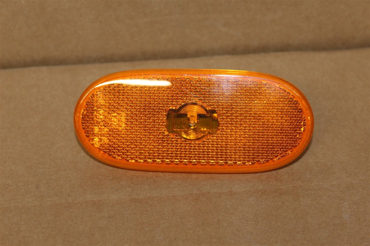 LED Side Marker Lamp VW Crafter 2012 - 2016 2E0945061D New Genuine 