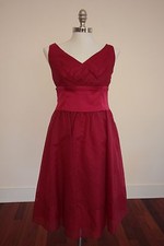 Nine West Dress Red 100% Silk Sleeveless V Neck SZ 6