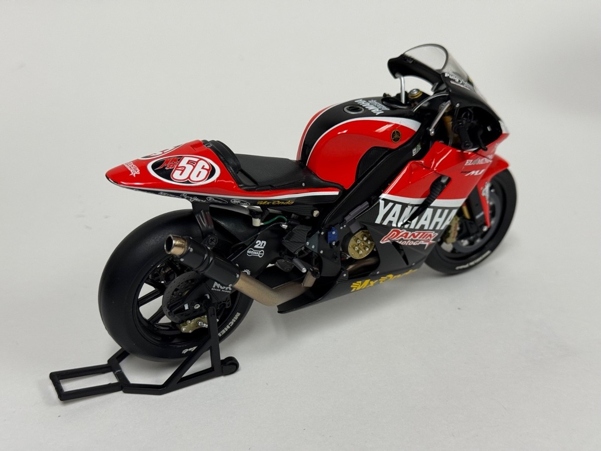 1/12 Minichamps Yamaha YZR-M1 form 2003 Moto GP Shinya Nakano