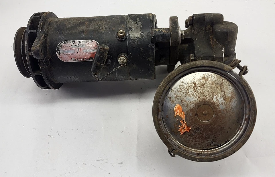 1954 Chrysler Imperial New Yorker Hemi  Power Steering Generator 6V Firepower - Image 2 of 4