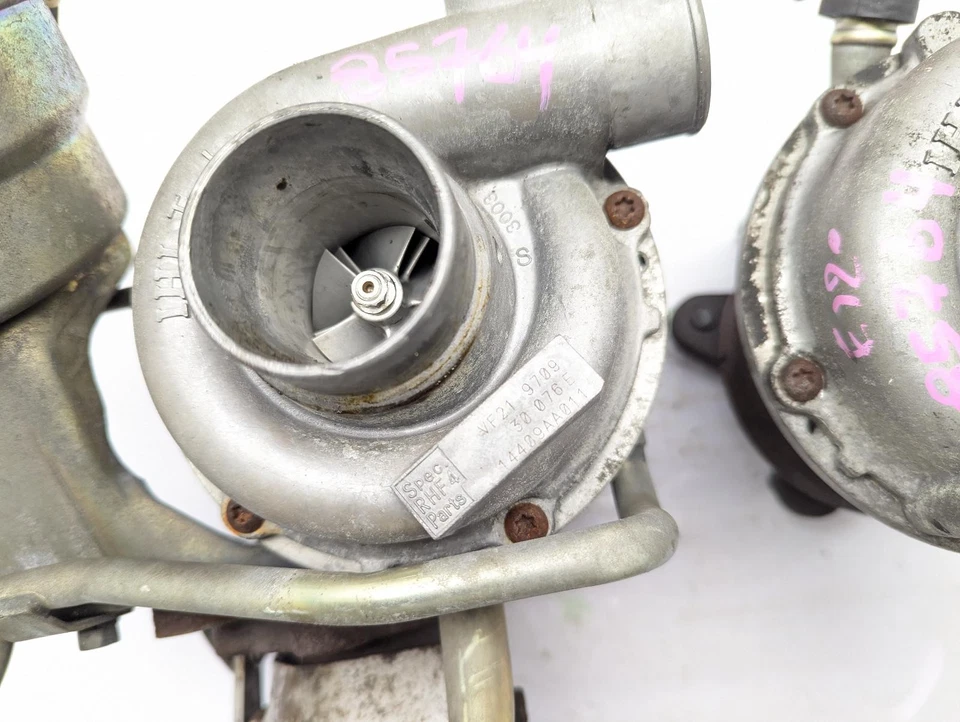 Subaru Legacy 1993-1999 Turbolader Paar Vf20/Vf21 85764 14411AA122/14411AA011 - Bild 4 von 4