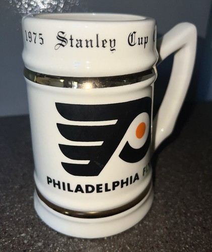 VINTAGE PHILADELPHIA FLYERS 1975 STANLEY CUP CHAMPIONS CERAMIC STEIN BEER MUG - Picture 3 of 5