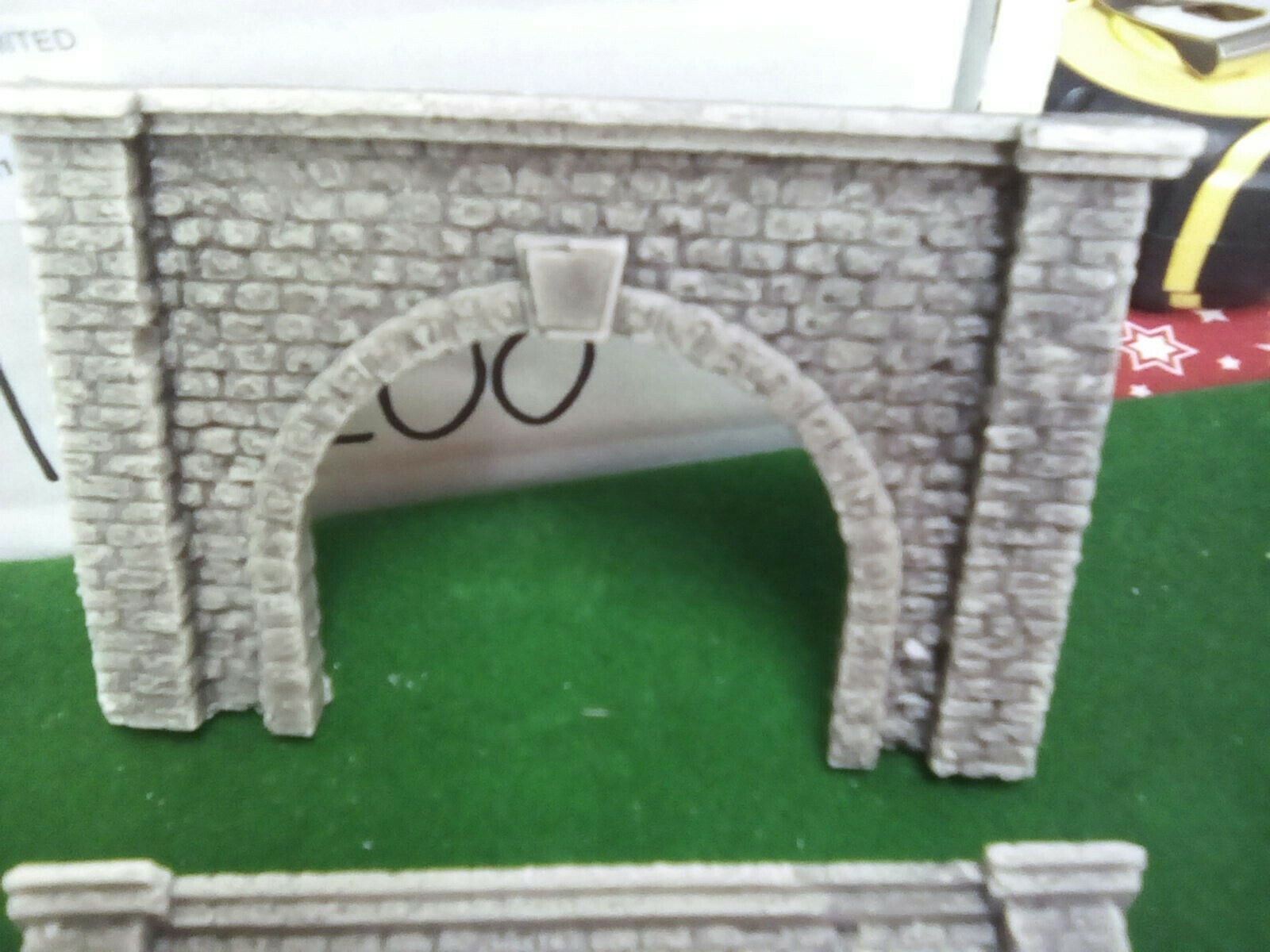 Picture 4 of 8