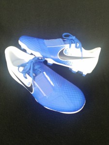 nike jr phantom venom academy