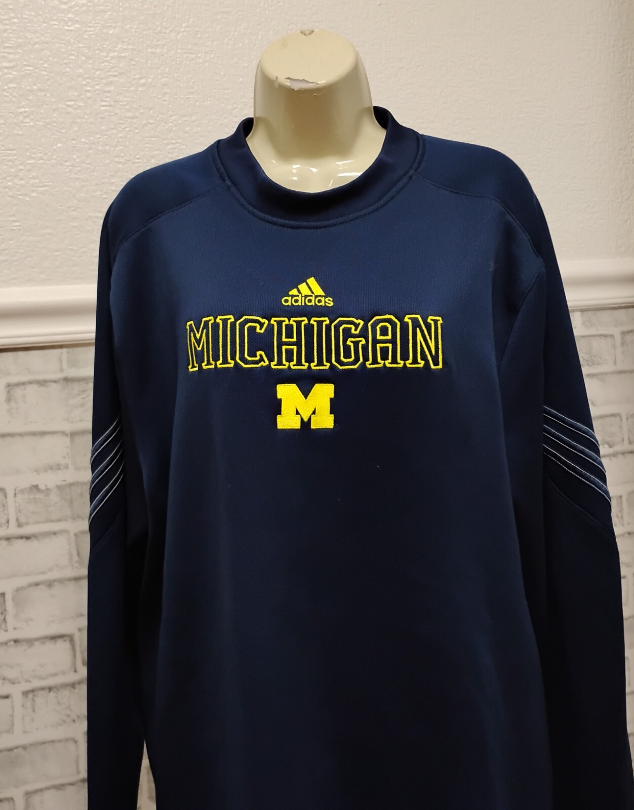 Vintage Adidas University of Michigan Men's Large Navy Pullover Sweatshirt