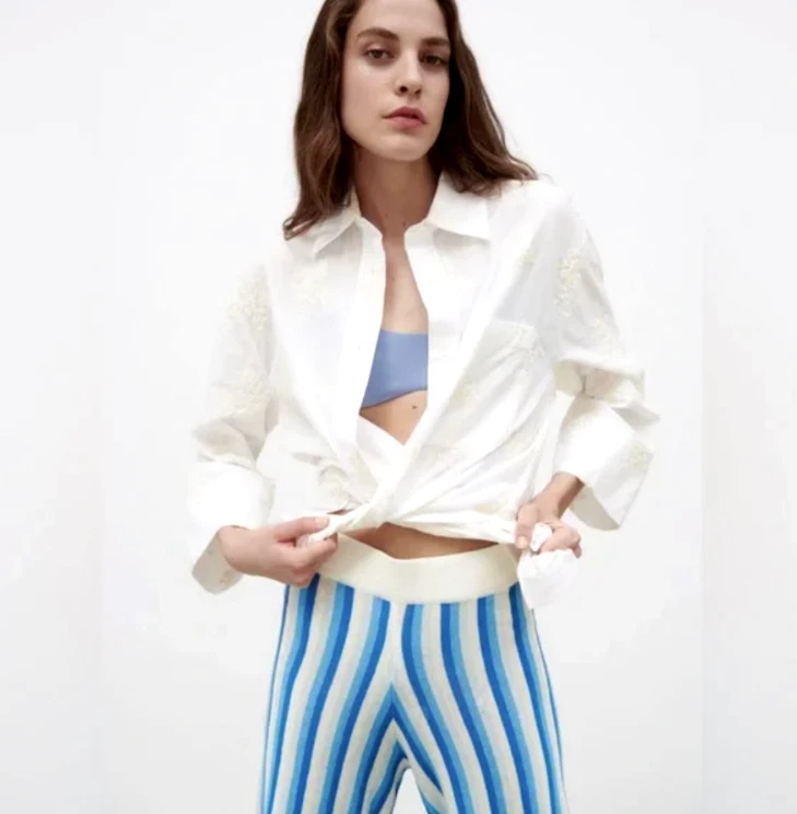 Nuevos Pantalones Zara Lino Tejidos Talla Mediana Rayas Azul Elástico Acampanado Nuevos con Etiquetas Verano Años 70 Foto 2 de 4