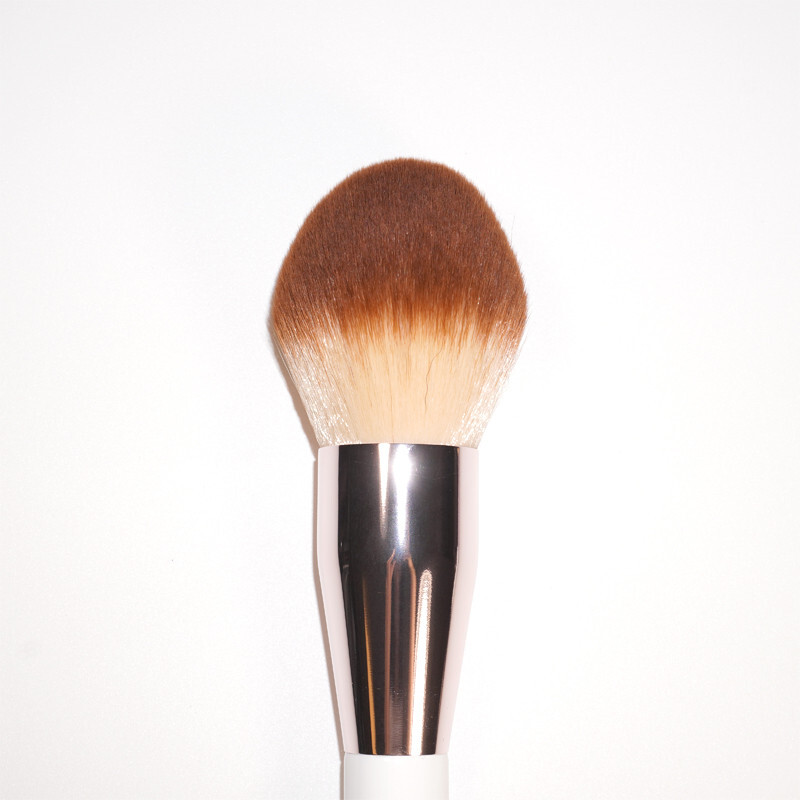 LA MER the Powder Brush lamer Cosmetics Blush Bronzer Brush NEW | eBay