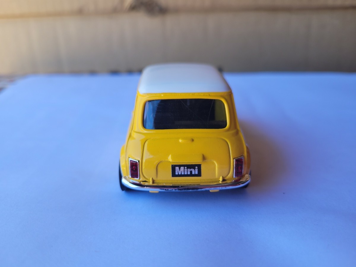 MINI MOKE LIVE AND LET DIE ミニカー ローバーミ二希少 BondCar