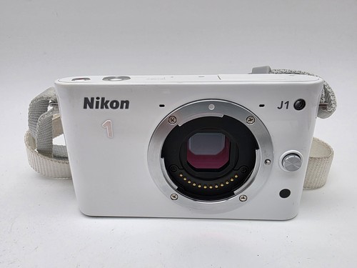 *NEAR MINT* Nikon 1 J1 10.1MP Digital Mirrorless Camera - White Body Only - Picture 2 of 12