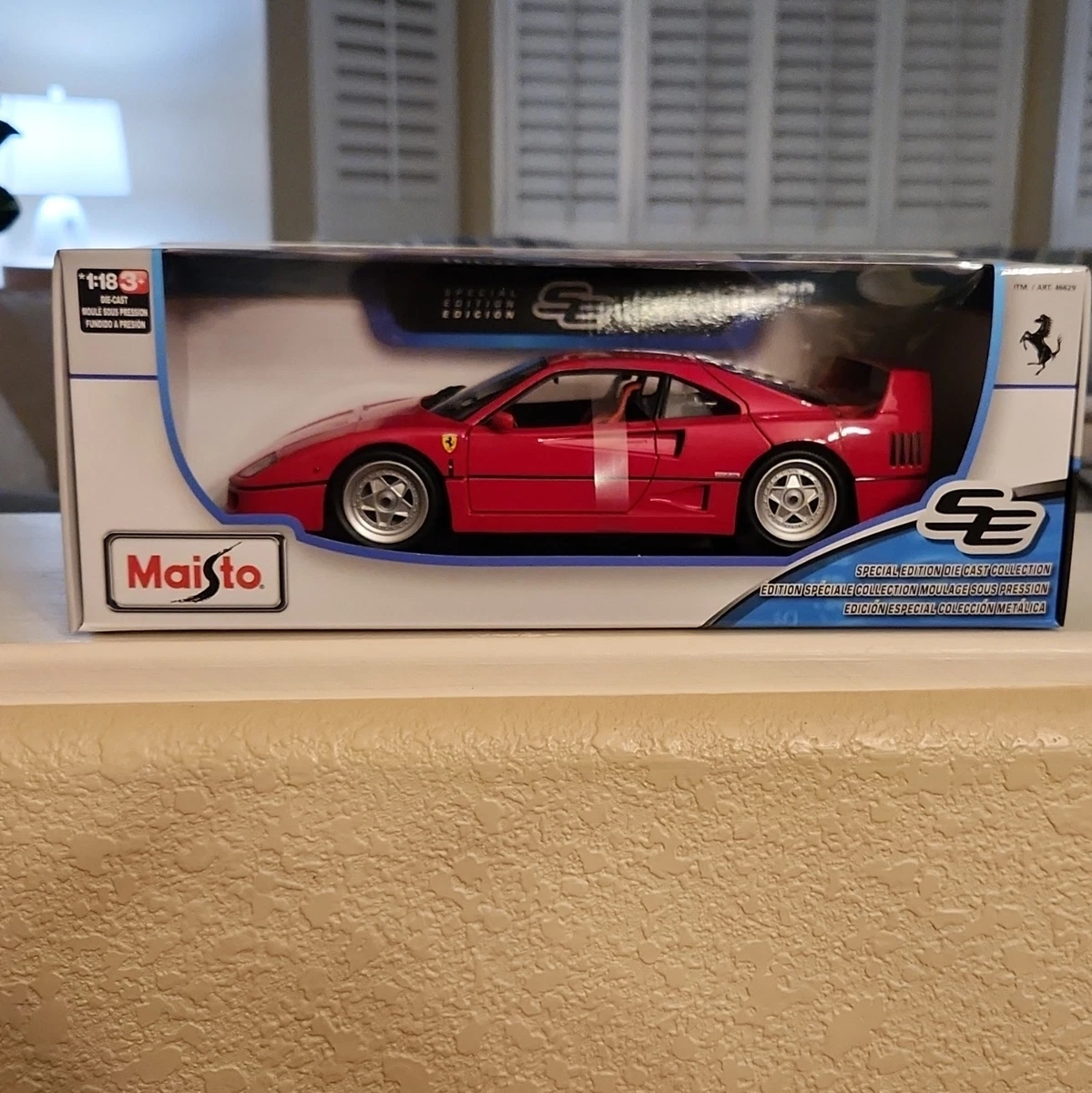 Ferrari F40 Maisto 1:18 Scale Diecast Supercar Special Edition RED, NEW 1987