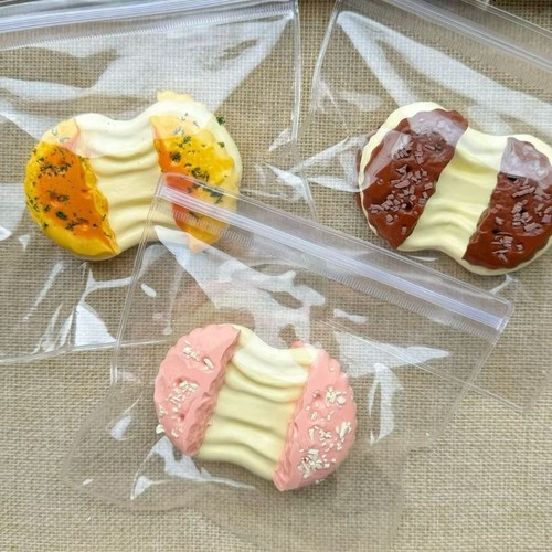 Slow Rebound Silicone Pinch Toy Soft Biscuit Squeeze Toy Desktop Decoration - Picture 4 of 11