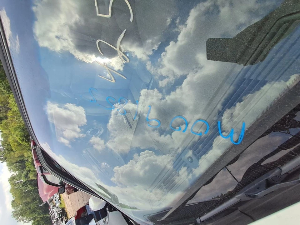 2007 Cadillac DTS Right Rear Window Regulator OEM Used 4DR PW 138K Miles - Image 2 of 4