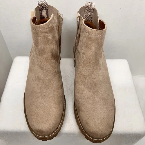 Universal Thread Women's Taci Ankle Boots Size 81/2 Beige