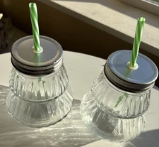 2 VTG Holiday Time Glass Tree Sipper W/ Straw Lid Fair Condition Read