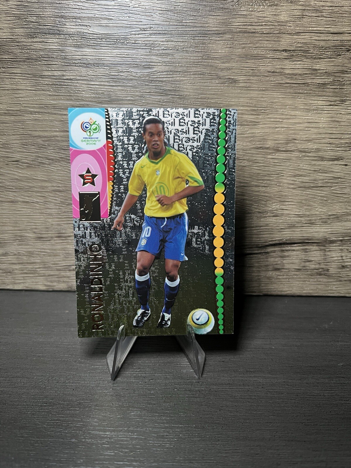 Ronaldinho 2006 Panini World Cup Base Price Guide - Sports