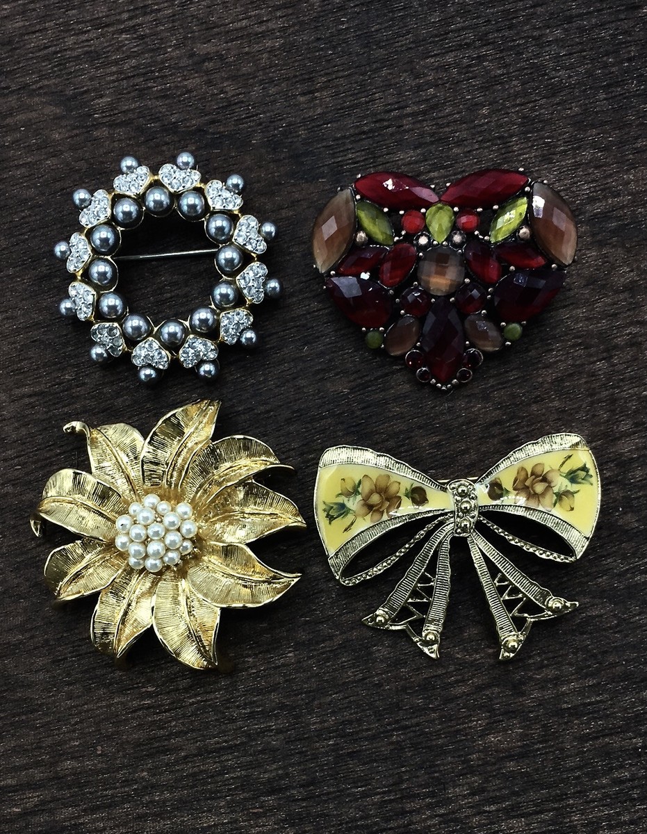 #14 FASHION JEWELRY FINE QUALITY COLLECTIBLES VINTAGE LOT OF EXQUISITE  PINS