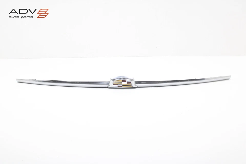 Cadillac Escalade 2015-20 puerta trasera puerta levadiza acabado inferior cubierta de panel de moldura OEM Foto 3 de 4