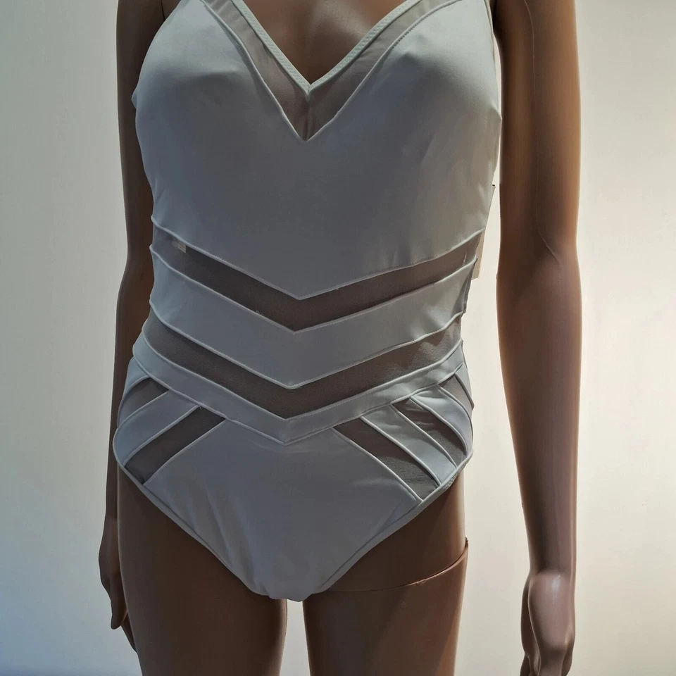 Kenneth Cole V 领网眼连体泳衣白色 M 码 MSPR $119 — 第 4/4 张图片