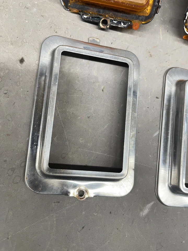 Cadillac Deville Fleetwood 1977-1979 señal de giro luz marcador lámpara lente esquina Foto 2 de 4