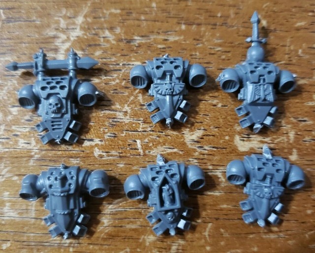 Warhammer 40k Space Marine BitsDark Angels Veterans Engraved Backpack