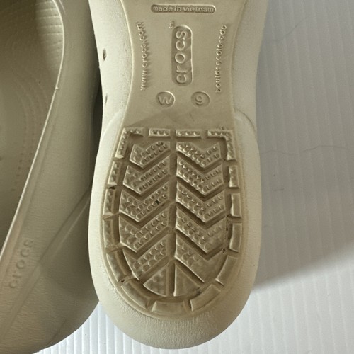 Crocs Cap Toe Bow Ballerinas Damengröße 9 Rockabilly schwarz Stuckpunkte entspannt - Bild 16 von 18