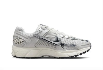 Nike Air Zoom Vomero 5 