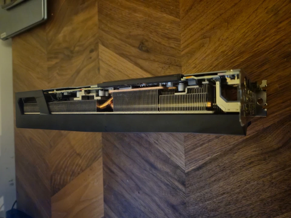 GIGABYTE GeForce RTX 3080 Gaming OC 10GB GDDR6X Graphics Card - Image 3 of 3