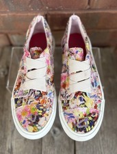 Blowfish Malibu Girls Multicolor WildHeart Floral Slip on Canvas Shoes Size 4