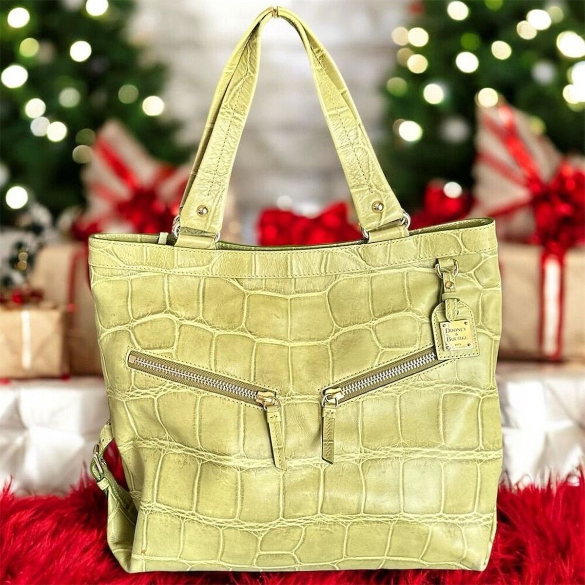 Dooney & Bourkeレザー ビジネスバッグ 緑 Dooney & Bourkeレザー ビジネスバッグ 緑 Dooney & Bourke