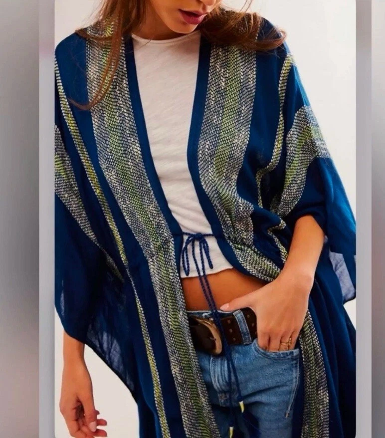Nuevo con etiquetas O/S Free People Intimately Emerald Coast Kimono Semi Transparente Azul Blanco Rayas Foto 2 de 4