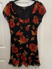 LULUS Women’s Dress Fit & Flare Ruffled Black Red Floral Print Short Lined Sz L