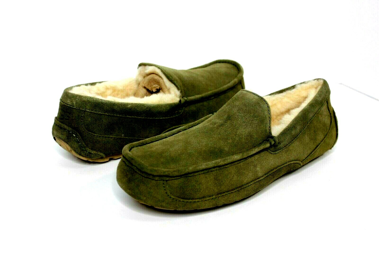 UGG MENS ASCOT MOSS GREEN COLOR SUEDE 