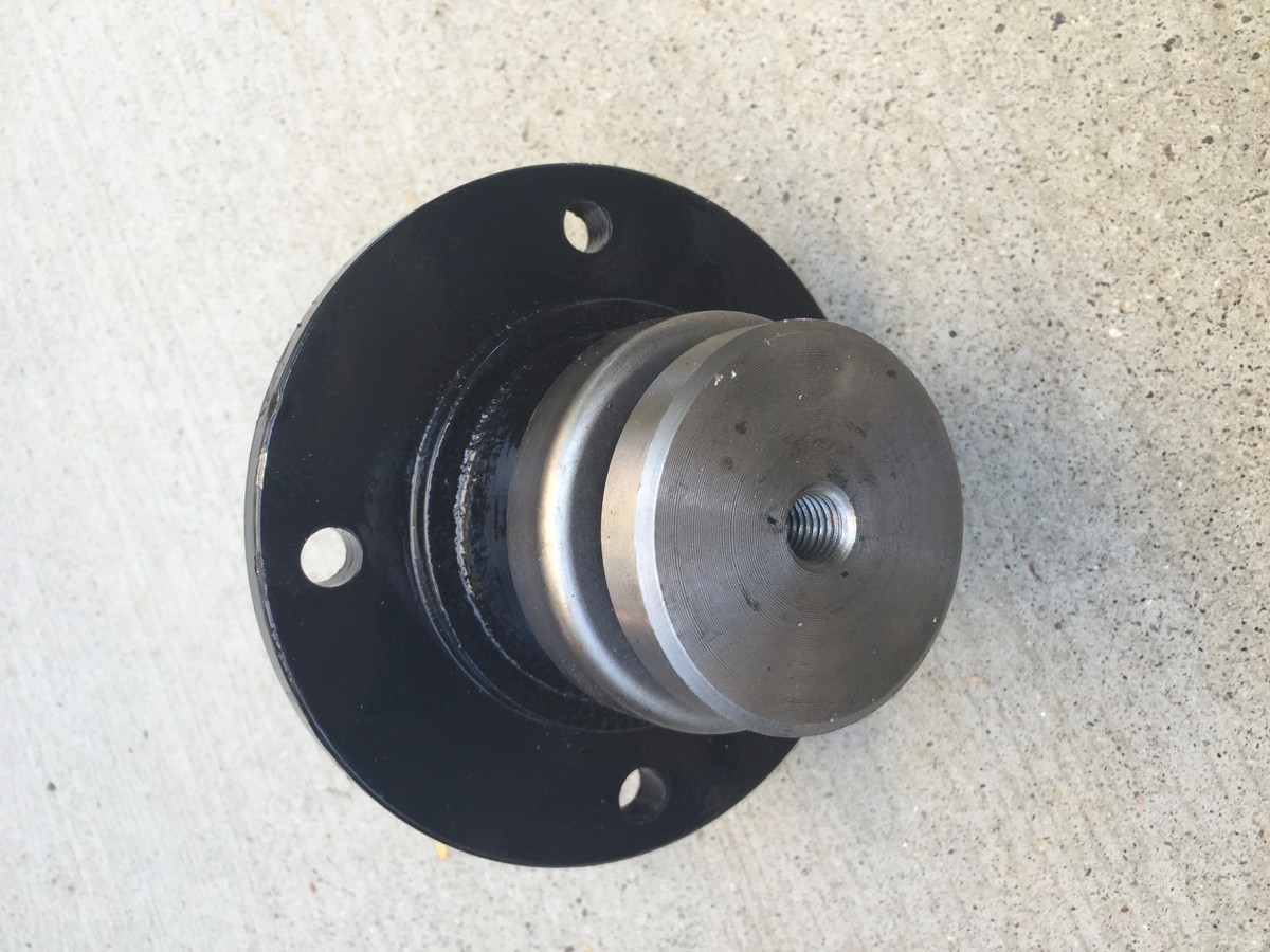 Spindle - LMG, Lowery, Servis Breeze, Worksaver Mower (01