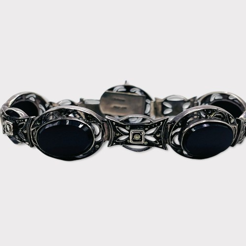Pre-Owned Sterling Silver Black Onyx Bracelet with Marcasite - Picture 2 of 4
