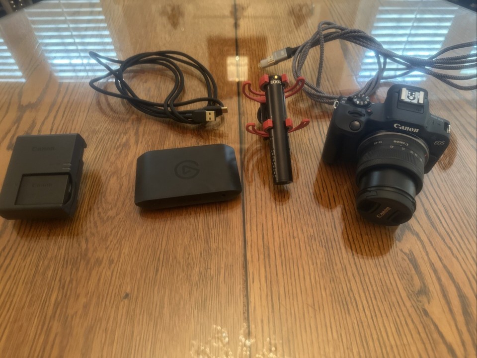 Canon EOS R100 Mirrorless Camera + Way More (Awesome Streaming Kit) 18