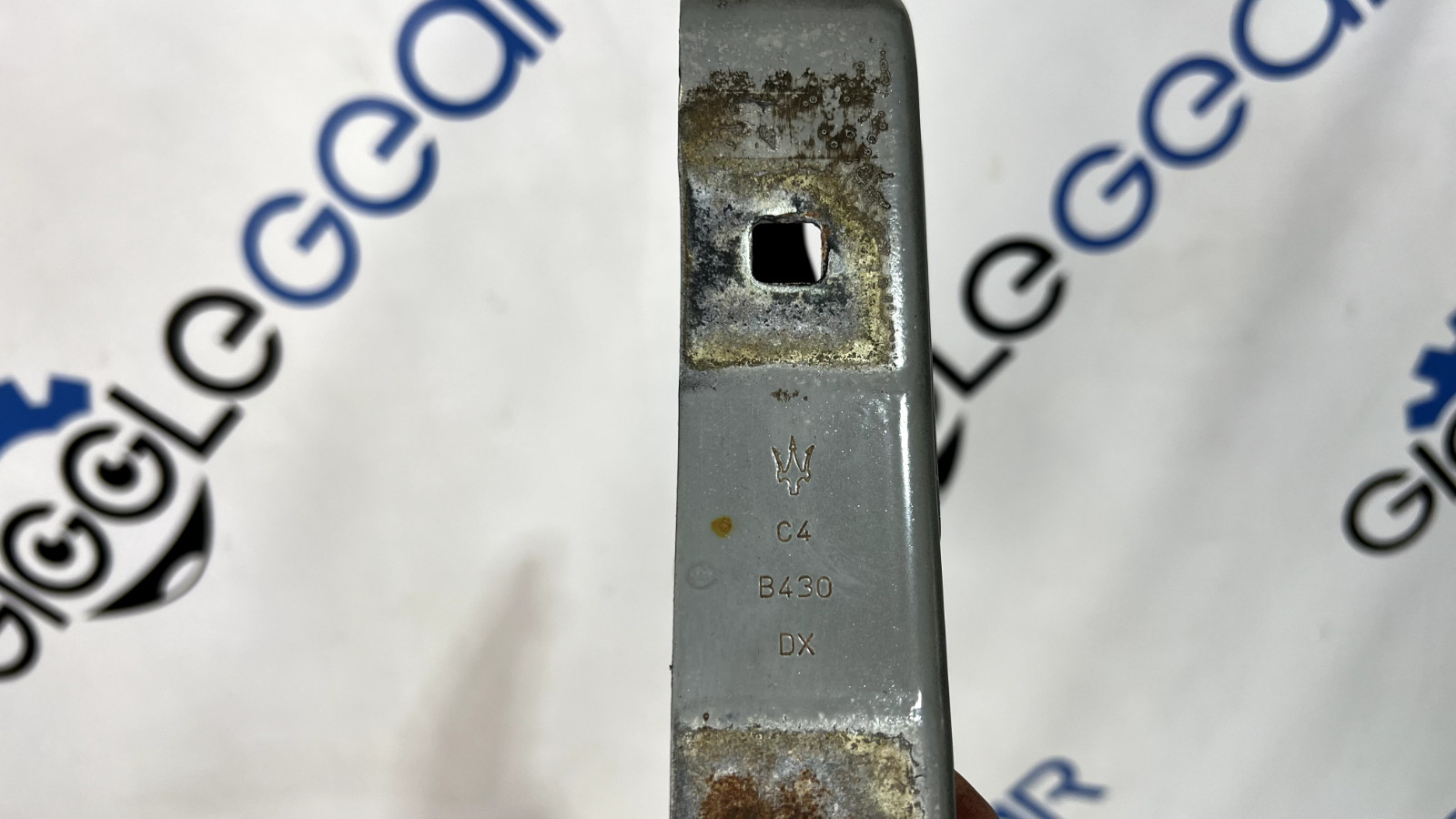 MASERATI Quattroporte HOOD BONNET LEFT & RIGHT SIDE HINGE SUPPORT OEM 14-24 SET