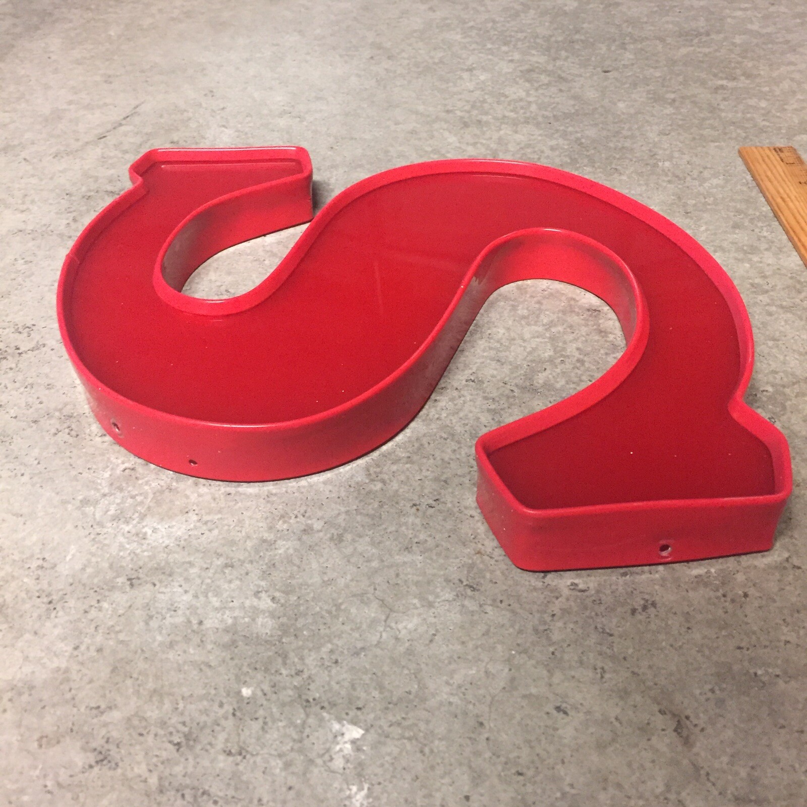 Red "S” Large Outdoor Business Sign Letter Store Front Great 4 Art