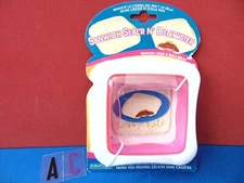 EvriHolder Sanwich Seal'r N' Decruster SPKT New in Pack