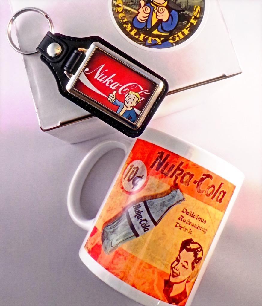 FALLOUT 3 NUKA COLA MUG AND KEYRING GIFT SET