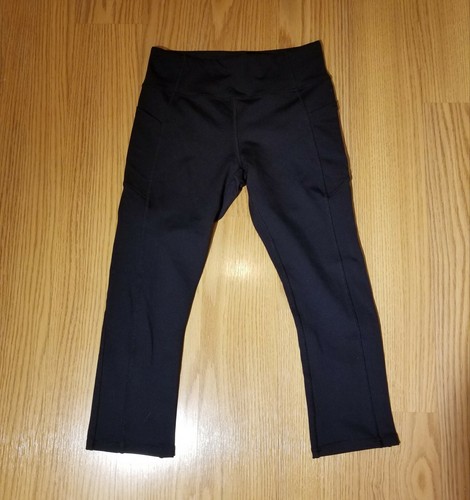 Kyodan Black Capri Length Leggings With 