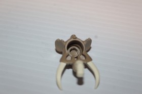 Lego Legands of Chima Mugus Figure, missing Head 70144