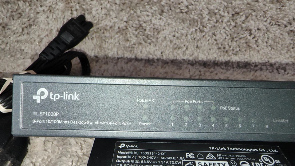 TP-Link TL-SF1008P, 8 Port 10/ 100Mbps PoE Switch.W/ Power Adapter.Tested - Image 2 of 4