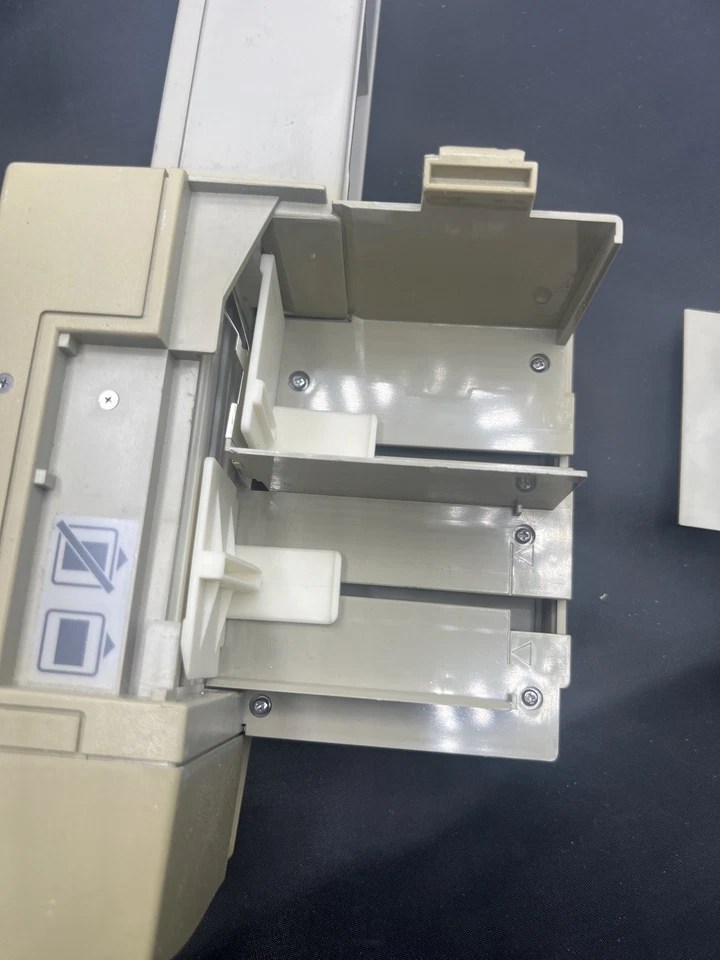 Nikon SF-200 Bulk 35mm 50 Slide Feeder for Coolscan 5000 & 4000 scanners SF200 - Image 4 of 4