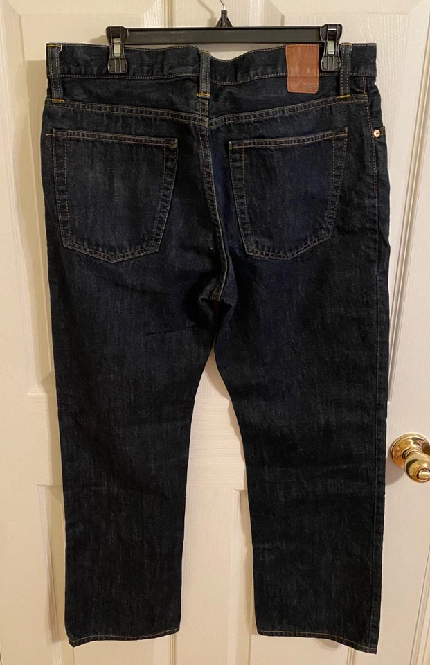 Gap 1969 Straight Jeans Mens 33 X 30 100% Cotton Soft Denim Dark Wash NWOT - Image 3 of 4
