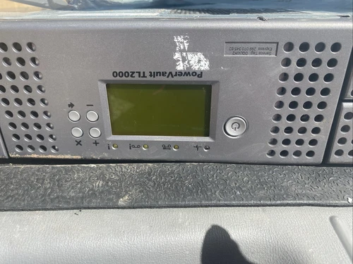 Dell PowerVault TL2000 Tape No Drives Installed.