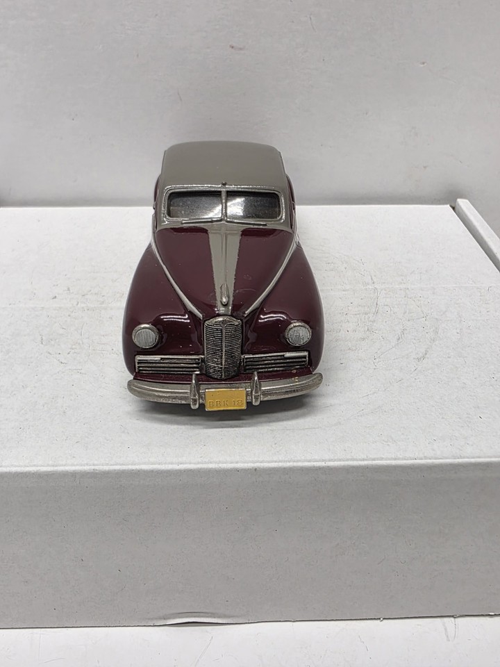 Packard Clipper Town Sedan 1957 – Or Métallisé – Miniature Brooklin 1:43