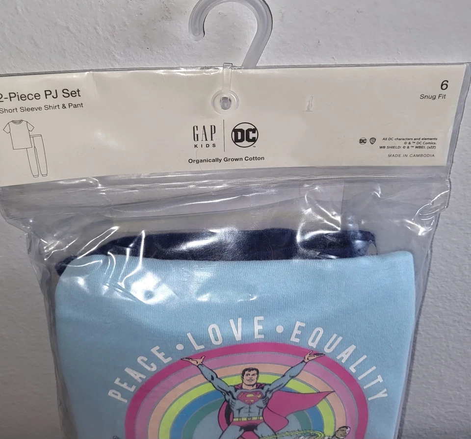 GAP Niños DC Comics Superhéroes Niñas 2 Piezas Camiseta y Pantalones Pijama Conjunto 6 Nuevo con Etiquetas Foto 2 de 4