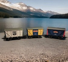 Bachmann Grafar 38-230K Anniversary Vent Van Triple Set OO Gauge Wagon